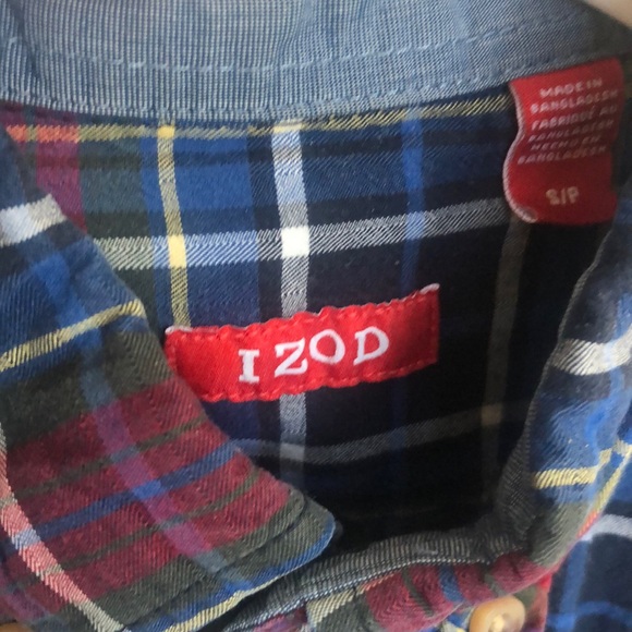 IZOD Plaid Boys Button Down, - Picture 2 of 3